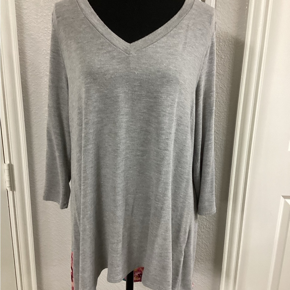 Le Lis Gray Oversized 3/4 Sleeve Tunic